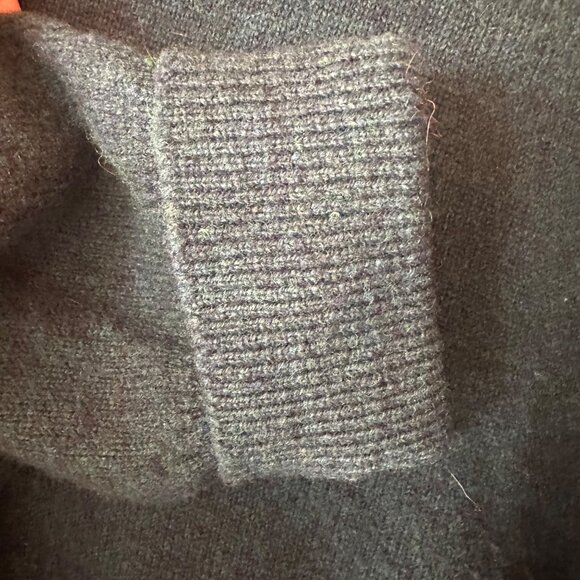 LL Bean Wool Sweater V Neck XL Teal Heather Lambswool Preppy Outdoor - Picture 4 of 8